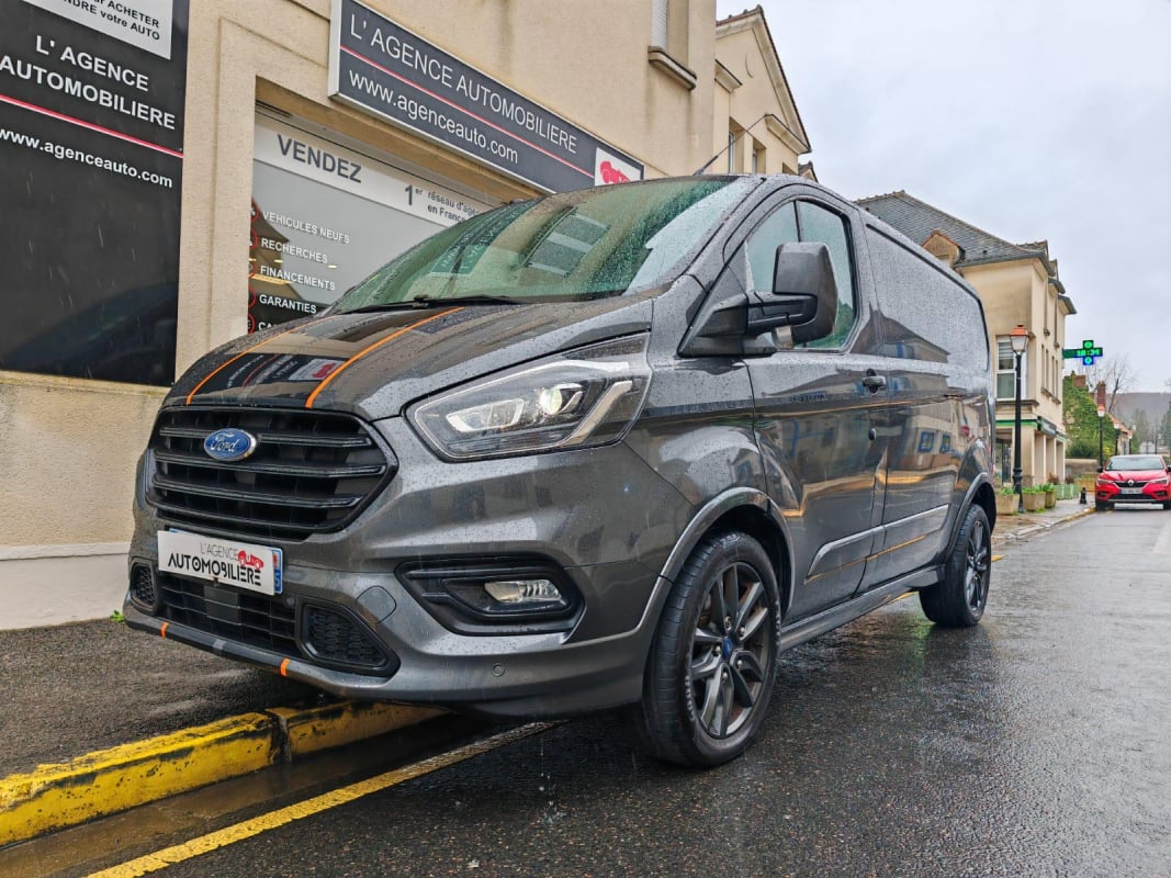 Ford Transit Custom Fg 170cv SPORT+ OPTIONS 1ere main — 1