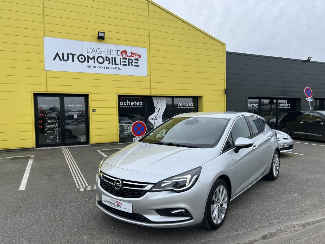 Opel Astra 1.4L Turbo 125CV Elite Edition — 1