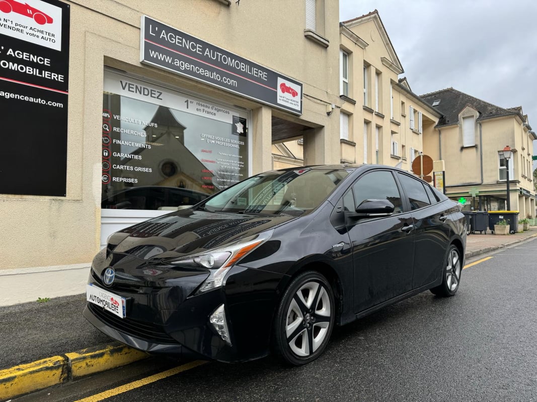 Toyota Prius PACK LOUNGE — 1