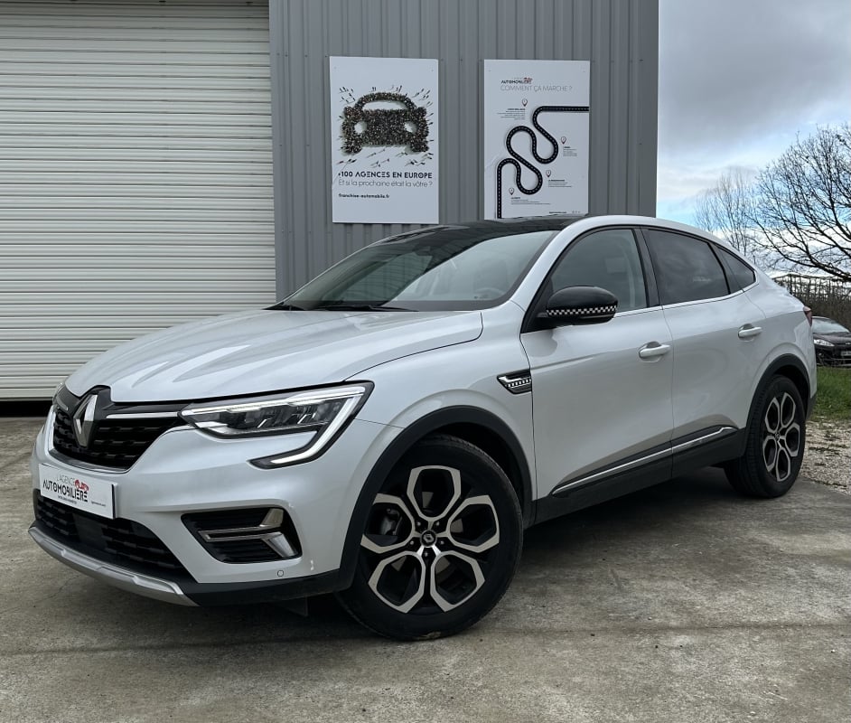 Renault Arkana E-TECH 1.6 i 145 Hybrid INTENS — 1