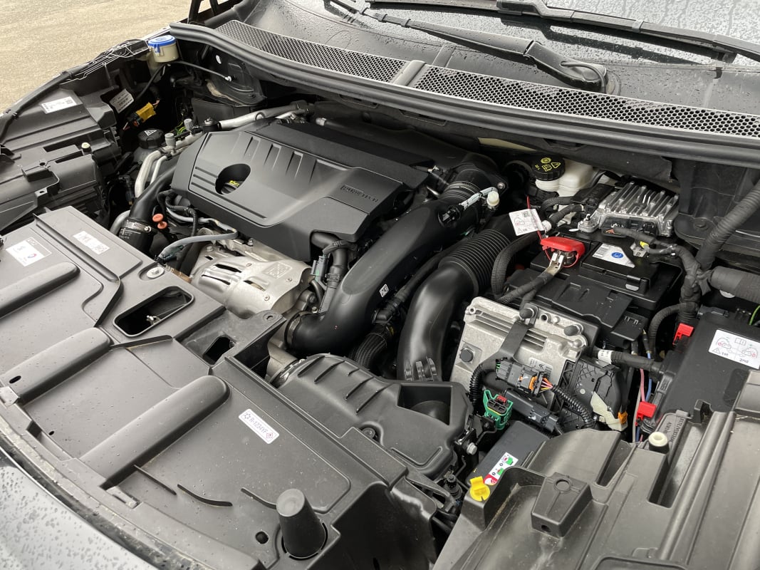 Peugeot 3008 GT LINE Hybrid4 Rechargeable PHEV 1.6 Garantie 12 mois — 35