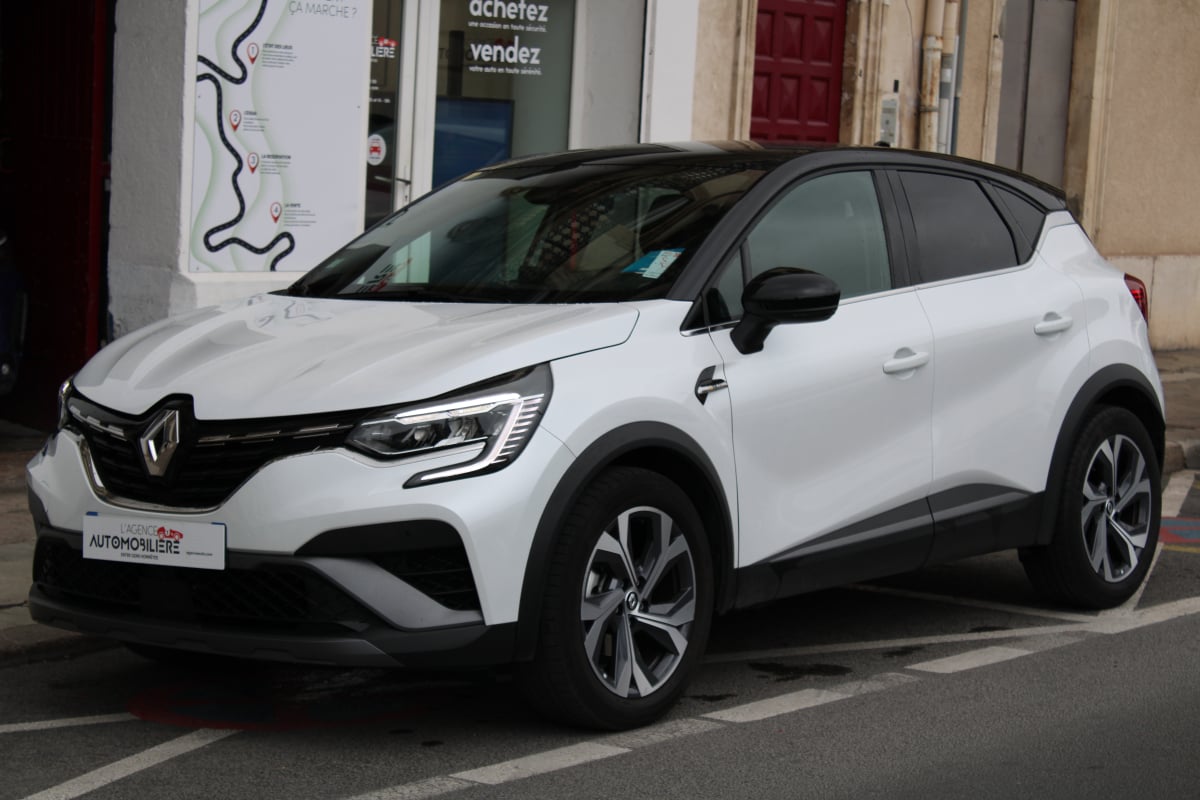 Renault Captur 1.6 E-TECH 145H 90 HYBRID FULL-HYBRID RS LINE BVA — 1