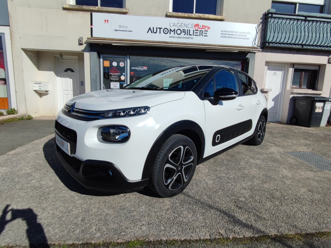 Citroen C3 III 1.2 Shine 83 cv FAIBLE KILOMETRAGE — 1
