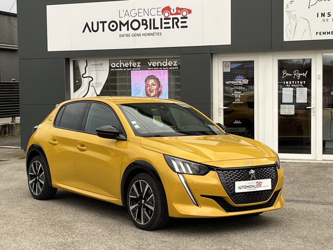 Peugeot 208 1.2 PureTech 100 ch GT LINE BVM6 - 32000 KM — 1