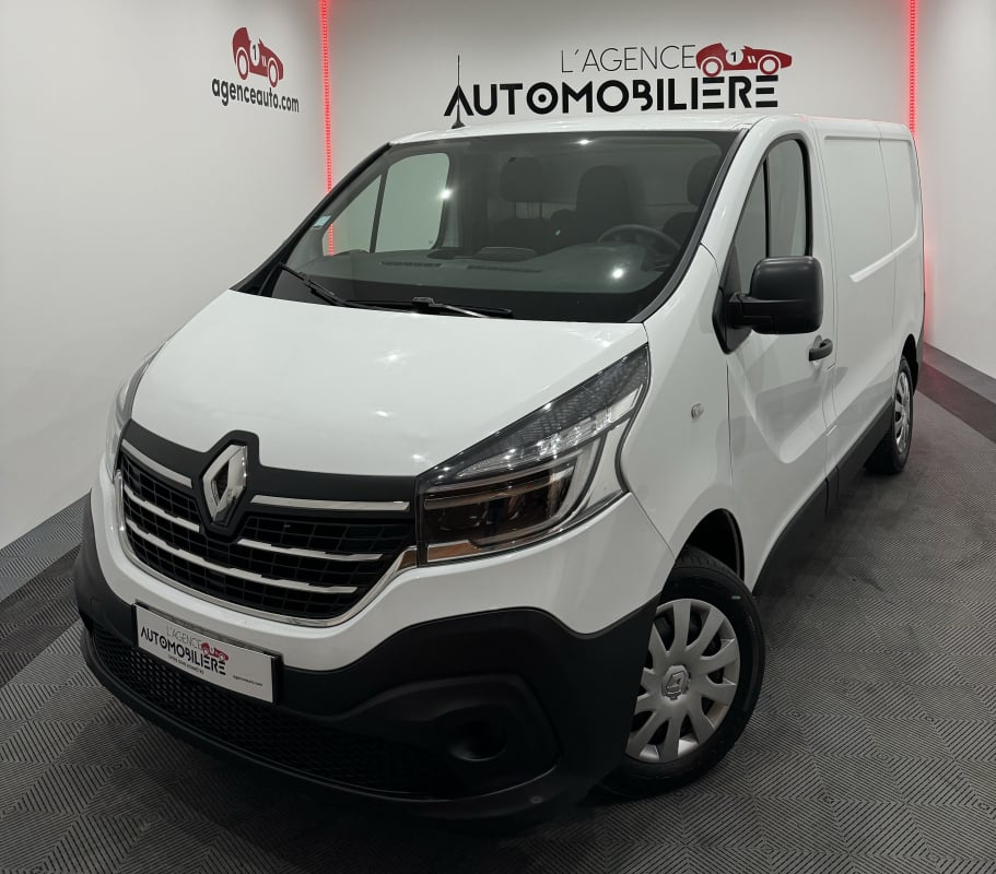 Renault Trafic TRAFIC III L1H1 2.0 DCI 120CV BVM6 GRD CONFORT KIT BOIS/GPS/BLUETOOTH/RADAR RECUL (16 658 € HT ) — 1