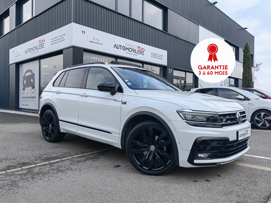 Volkswagen Tiguan 2.0 TDI 150 BLACK R-LINE TOIT PANO CARPLAY CAMERA ACC — 1
