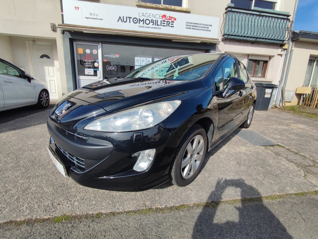 Peugeot 308 5 Portes 1.6 HDi Sportium 92 cv DISTRIBUTION FAITE — 1