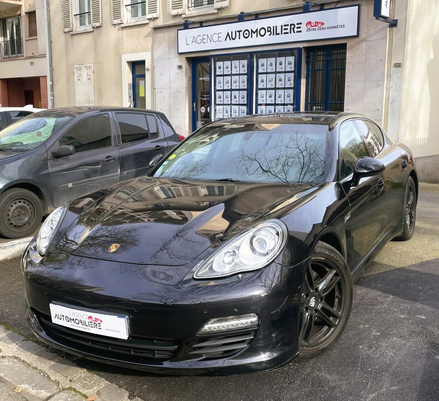 Porsche Panamera 3.0 TD 250 PLATINUM EDITION — 1