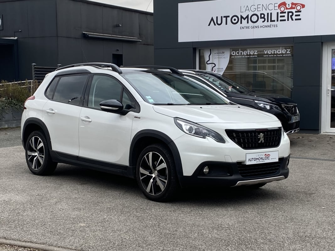 Peugeot 2008 1.2 110 GT LINE EAT6- TOIT PANORAMIQUE — 1
