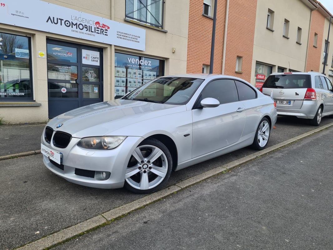 BMW Série 3 Coupé (E92) COUPE 320D 177 LUXE — 1