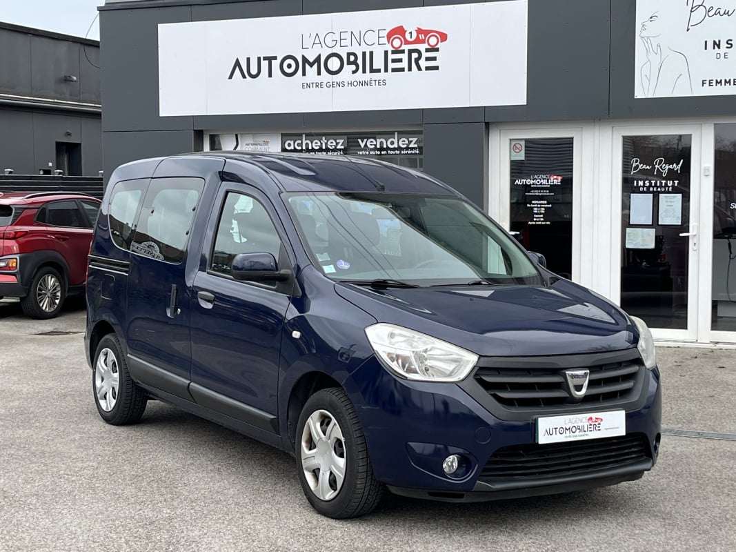 Dacia Dokker 1.2 TCe 115 ch LAUREATE BVM5 - Dacia Plug & Radio — 1