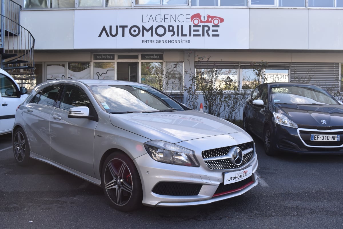 Mercedes-Benz Classe A SPORT (W176) 250 Turbo 2.0 i Turbo 7G-DCT 211 cv Boîte auto — 1
