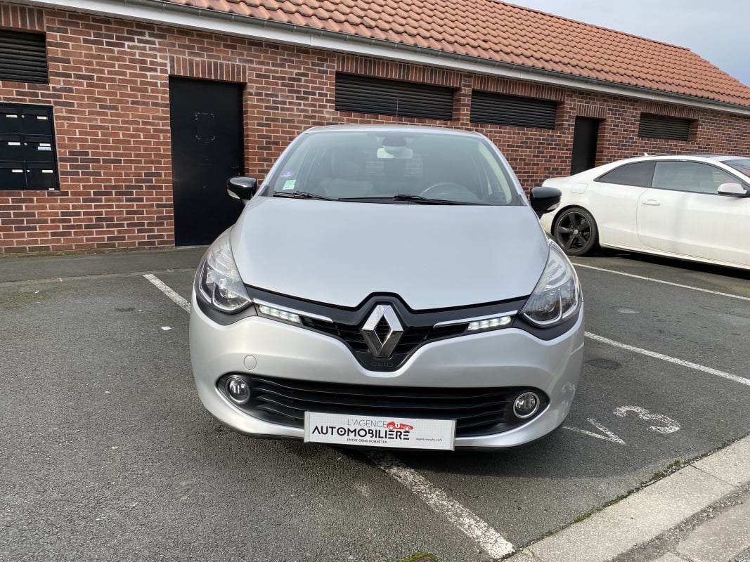 Renault Clio IV 0.9 TCE 90 ENERGY INTENS ECO2 — 2