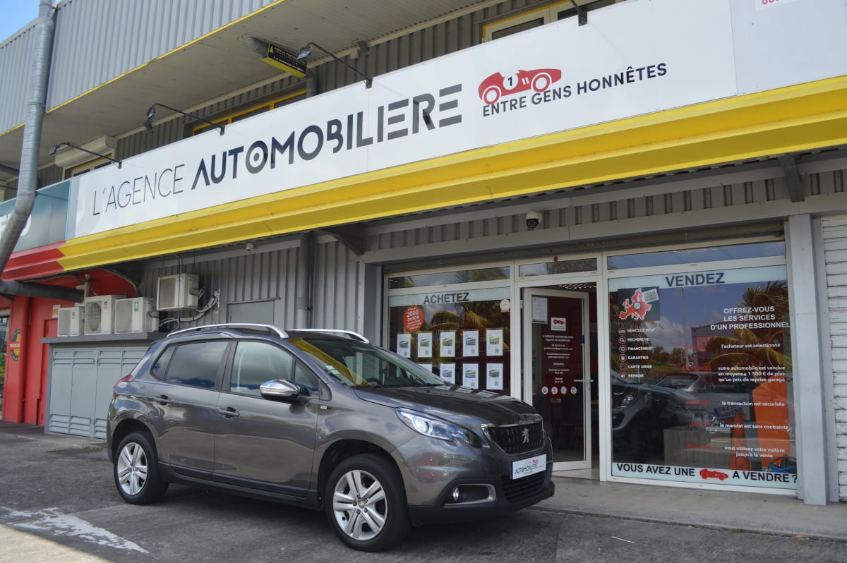 Peugeot 2008 1.2 PureTech 82ch Style f — 1