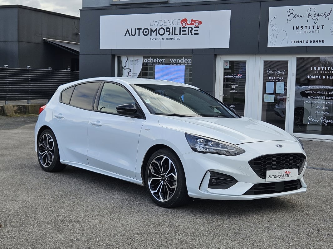 Ford Focus 1.0 125 ST LINE GARANTIE 12 MOIS - AFFICHAGE TETE HAUTE — 1
