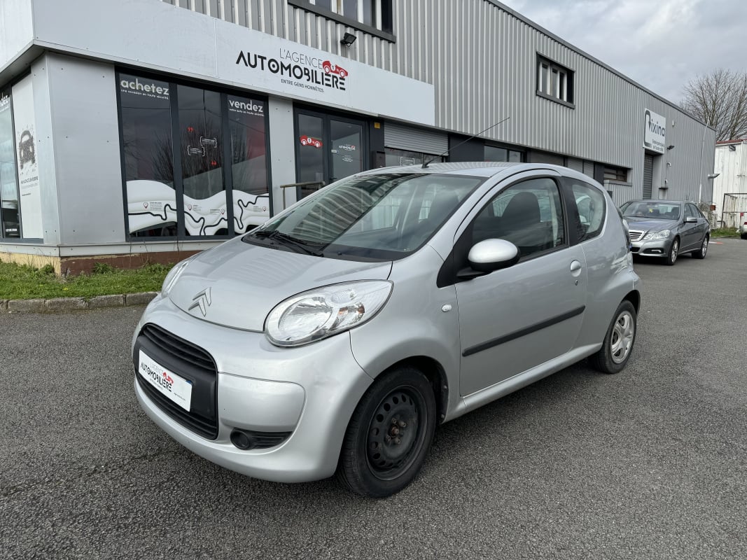 Citroen C1 1.0 VTI 68 CH 3 PORTES — 1