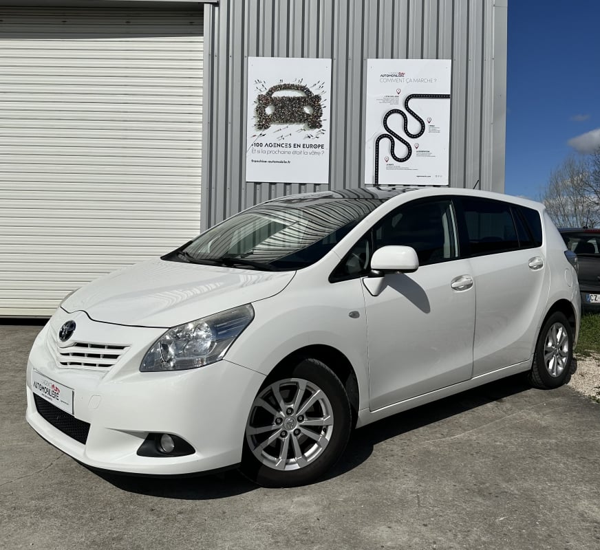 Toyota Verso 2.0 D-4D FAP 126 16V 126 ch SKYVIEWS EDITION — 1