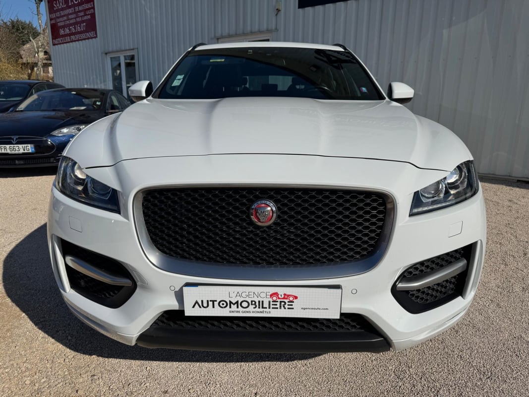 Jaguar F-Pace 20d 2.0 D 180 cv R SPORT — 2