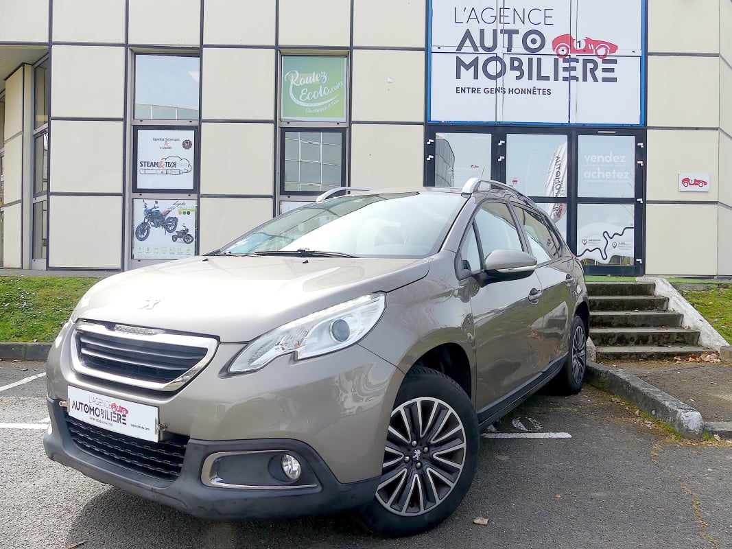 Peugeot 2008 1.2 VTi 82ch BVM5 Active — 1