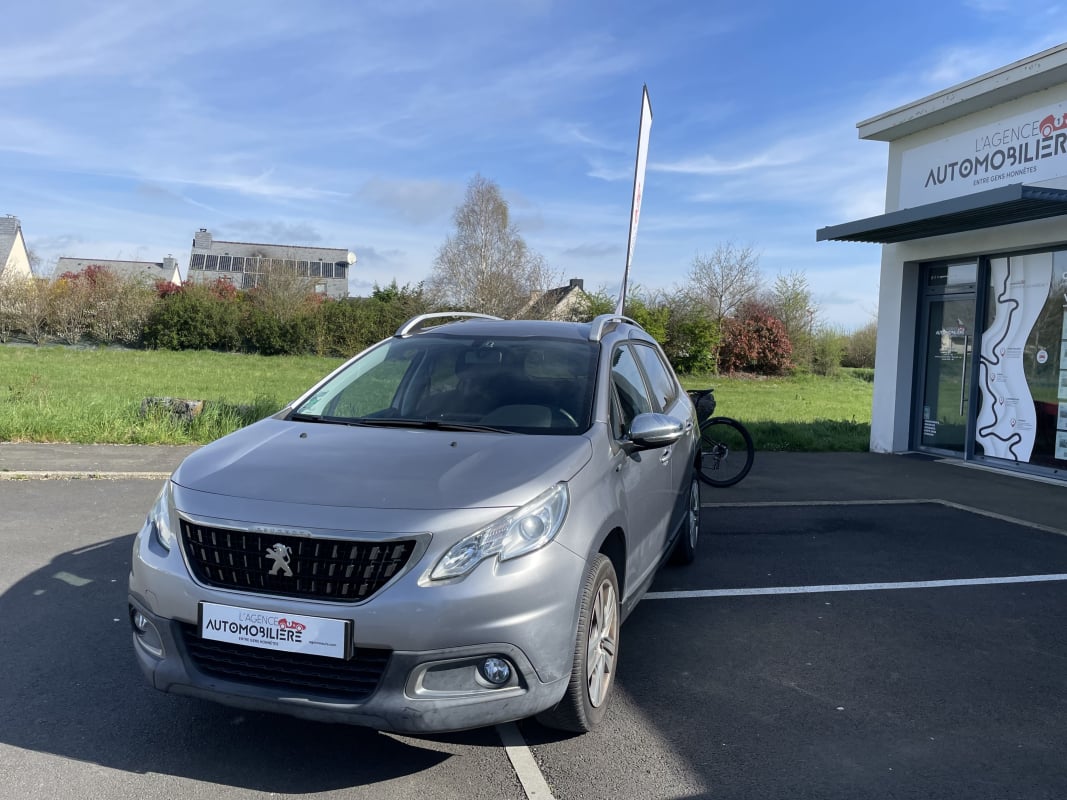 Peugeot 2008 1.2 PURETECH 110 CH STYLE — 1