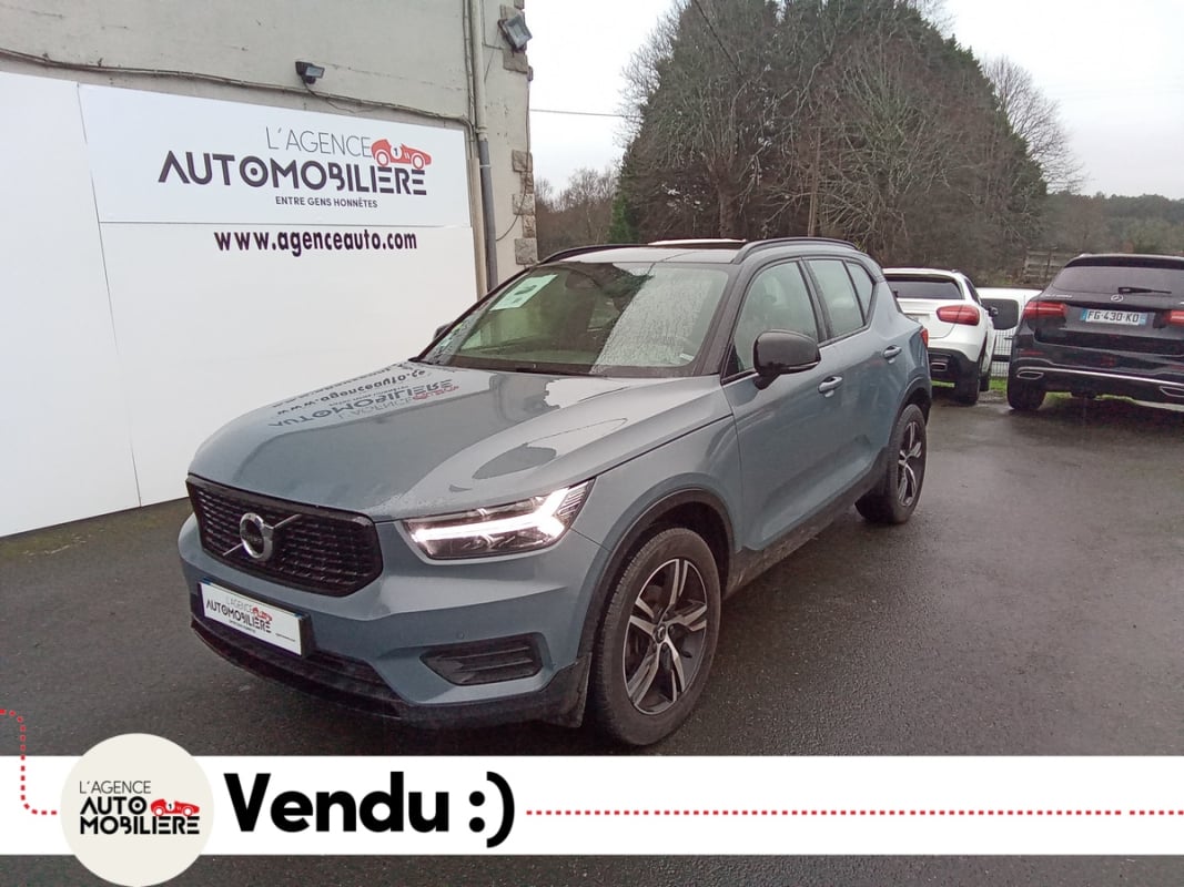 Volvo XC40 2.0 D3 150 R-DESIGN 2WD GEARTRONIC BVA — 1