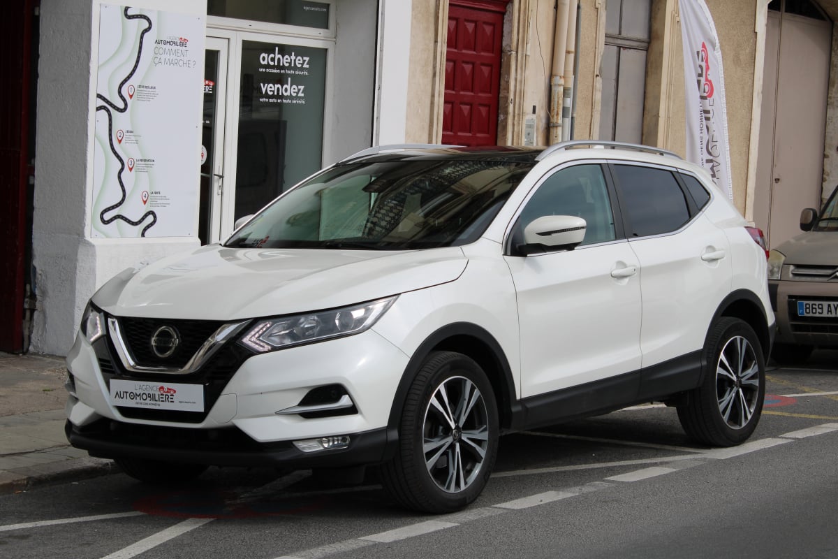 Nissan Qashqai GENERATION-II 1.5 DCI 115 N-CONNECTA 2WD (Toit pano, 1ère main, Camera 360, CarPlay,..) — 1