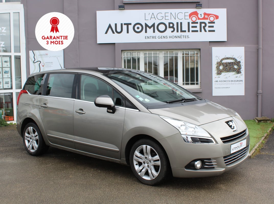 Peugeot 5008 112 CV - 1.6 HDi - FAMILY - Distribution changée en 2022 — 1