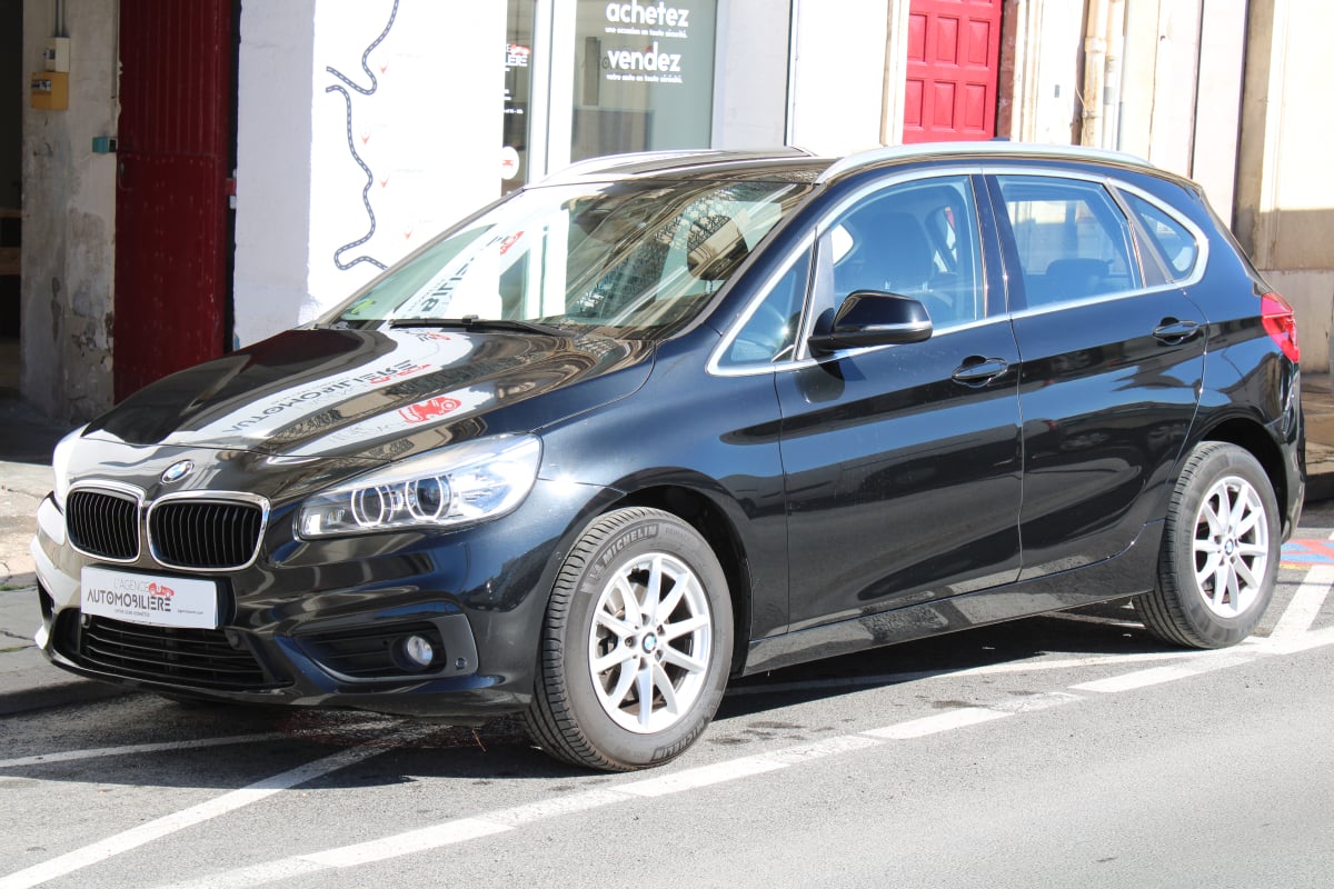 BMW Série 2 ACTIVE-TOURER 1.5 216 D 115 LOUNGE BVA ( Moteur à chaîne, Radar Av / Arr, GPS ... ) — 1