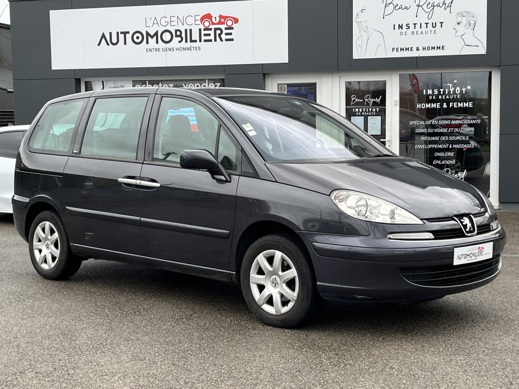 Peugeot 807 2.0 HDi 136 ch EXECUTIVE BVM6 — 1