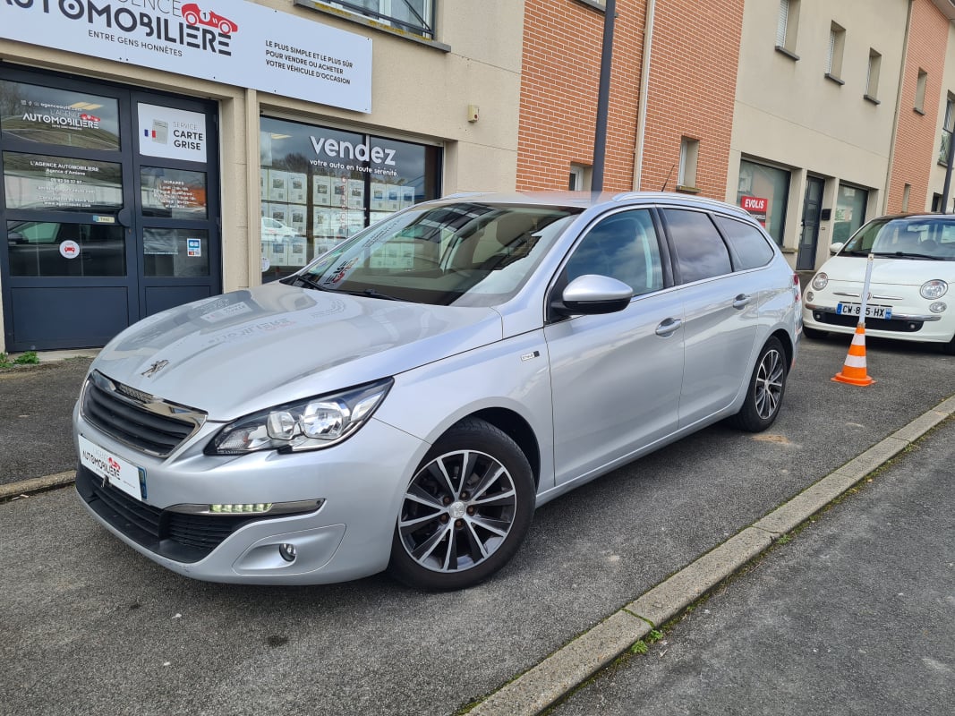 Peugeot 308 SW II 1.2 PURETECH 110 S&S STYLE — 1