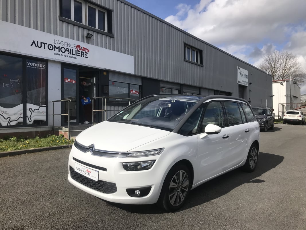 Citroen Grand C4 Picasso 2.0 HDI 150 CH EAT6 — 1