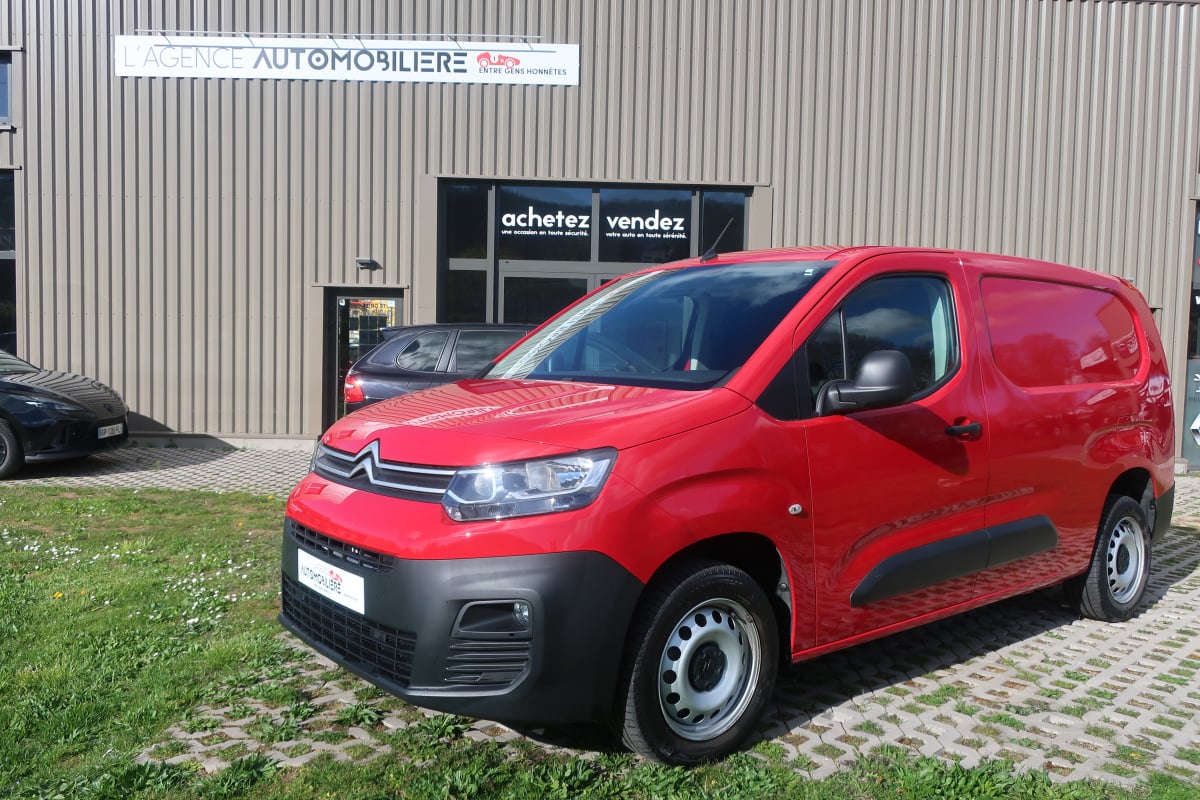 Citroen Berlingo 1.2 12V Standard 1000 KG 110Cv — 1