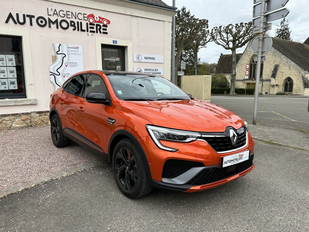 Renault Arkana RS Line E-Tech 145ch — 1