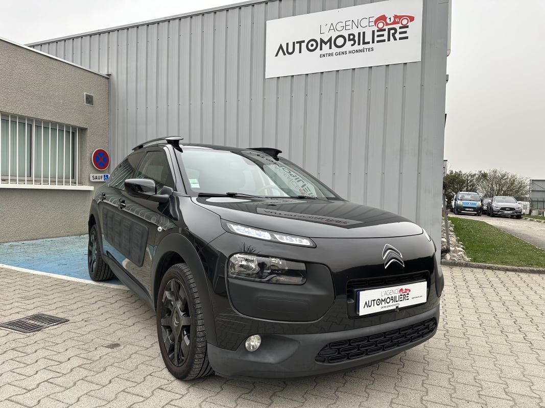 Citroen C4 Cactus 1.6 BLUEHDI 100CV SHINE — 1