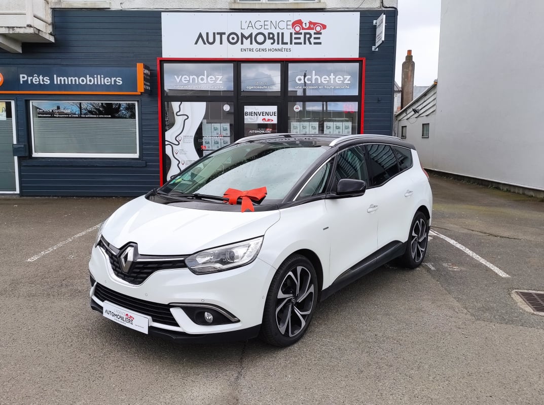Renault Grand Scenic 1.6 DCi 130ch BVM6 INTENS BOSE (7 places) — 1