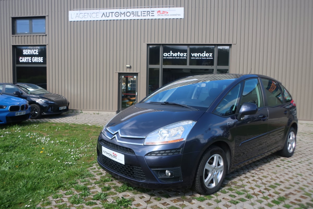 Citroen C4 Picasso 1.6 Hdi 16V 110Cv — 1