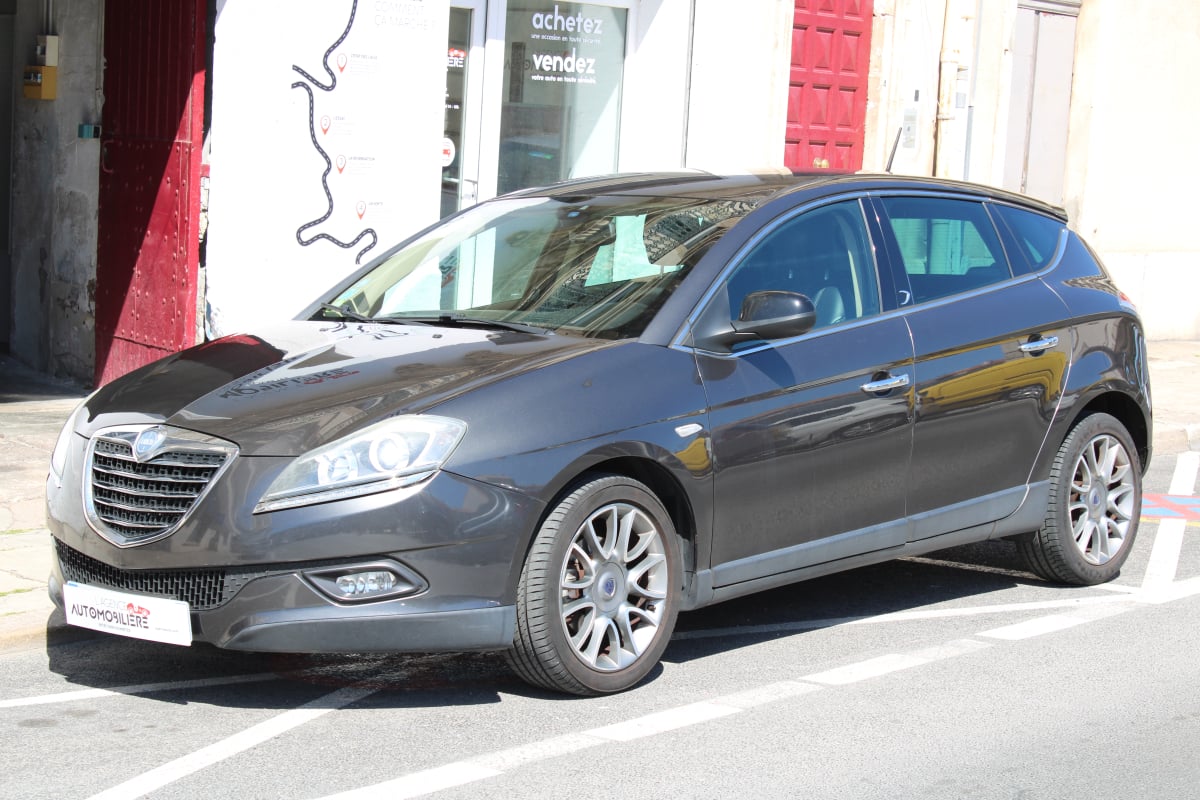 Lancia Delta 1.6 MULTIJET 120 GOLD ( Distribution effectuée, Radar Arr, GPS ... ) — 1