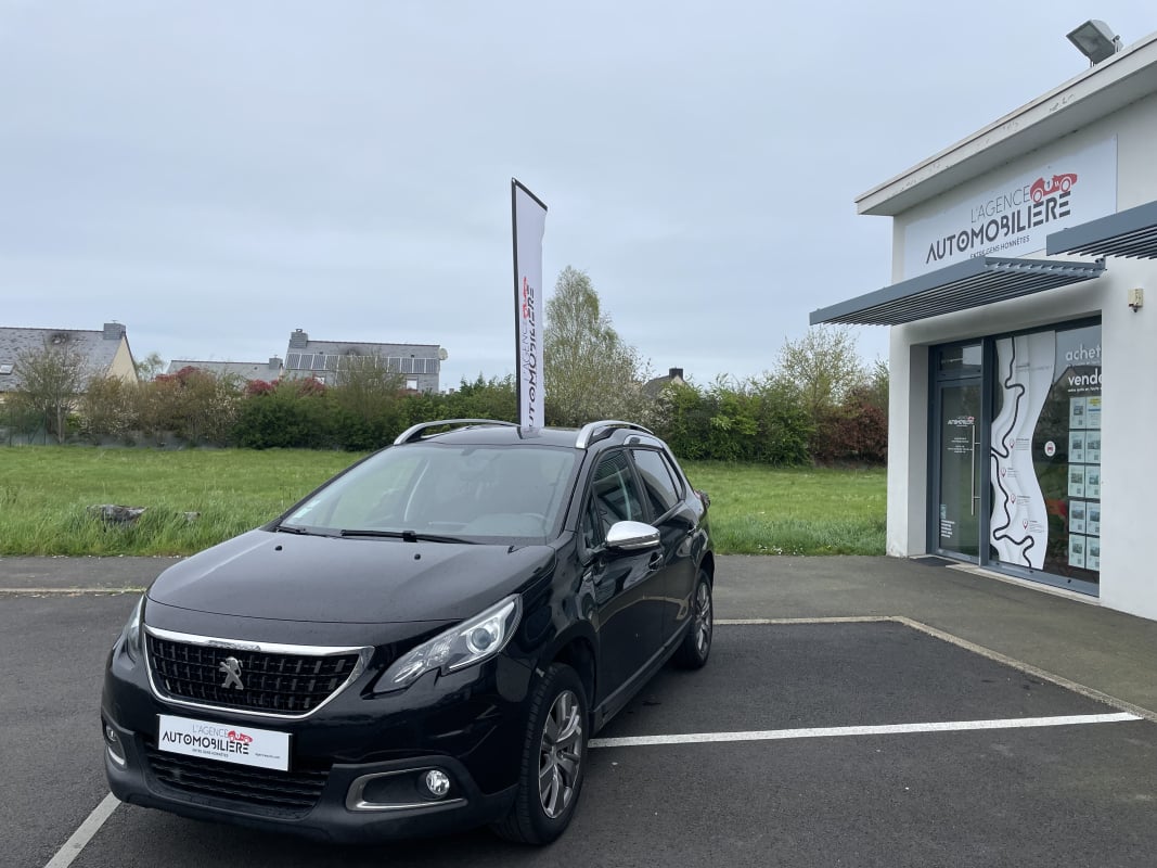 Peugeot 2008 1.2 PURETECH 82 CV STYLE — 1