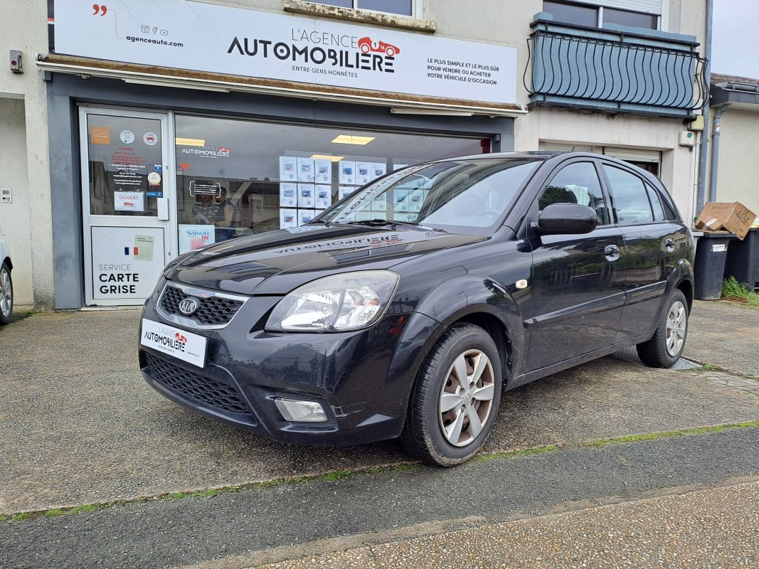 Kia Rio II Phase 2 1.5 CRDi 110 cv BEST - MOTEUR A CHAINE — 1