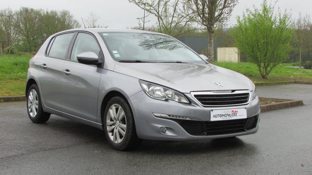Peugeot 308 1,6L BLUEHDI 120CH BUSINESS PACK — 1