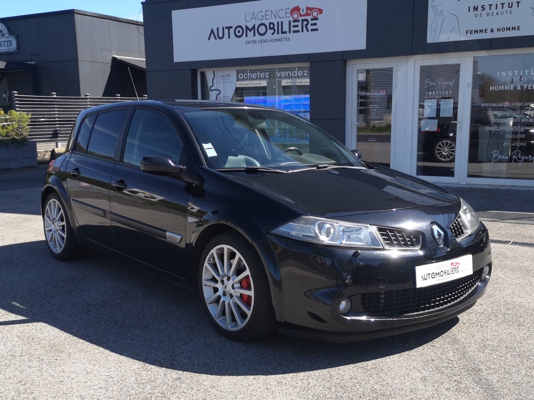 Renault Megane II RS Luxe 2.0 DCi 175 ch — 1