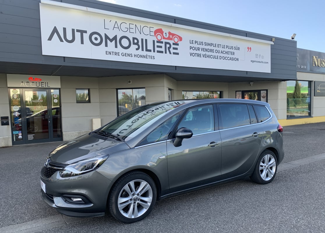 Opel Zafira Tourer 1.6 CDTI 136ch Elite / 7 Places / Garantie 12 mois — 1