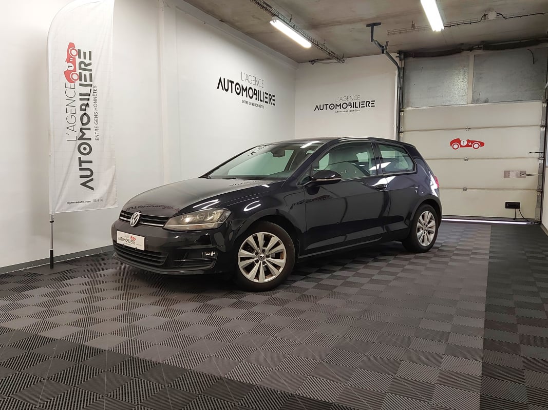 Volkswagen Golf VII 1.2 TSI 105 BLUEMOTION TECHNOLOGY CONFORTLINE 3P — 1