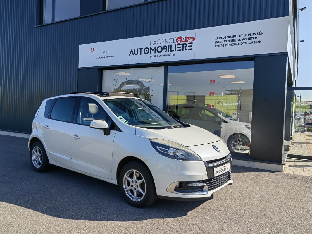 Renault Scenic 1.5 DCI 110 DYNAMIQUE TOIT OUVRANT GPS RADAR — 1