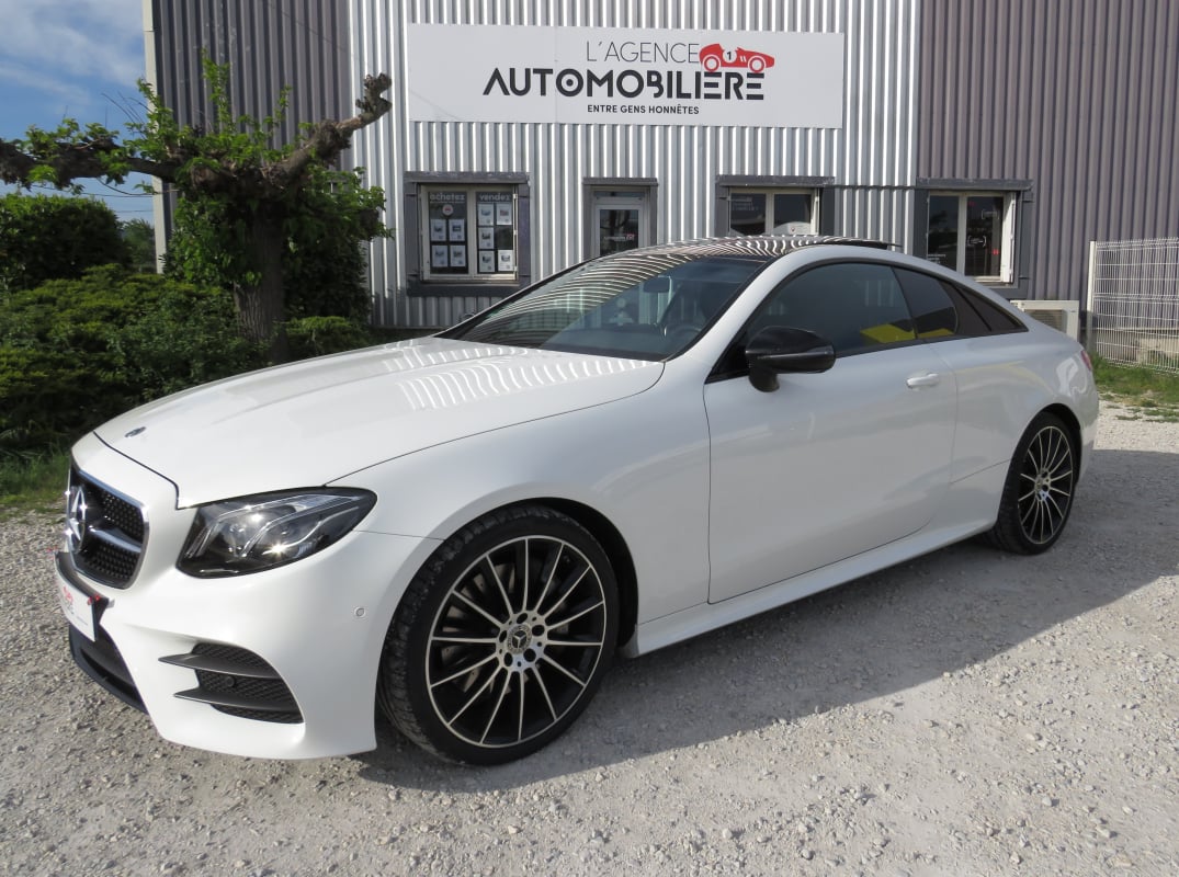 Mercedes-Benz Classe E Coupe 300 2.0 245 Sport-Line pack AMG 9G-Tronic