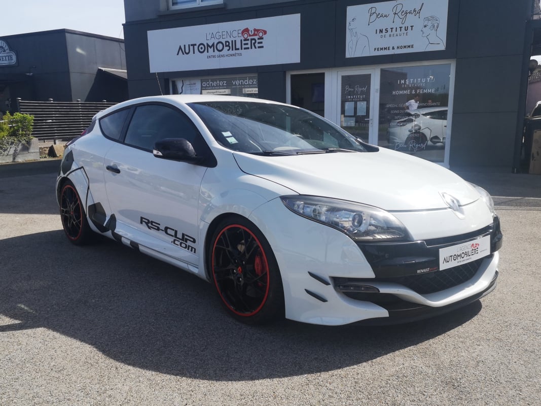 Renault Megane III RS 2.0T 250 ch Chassis Sport - Pack Recaro — 1