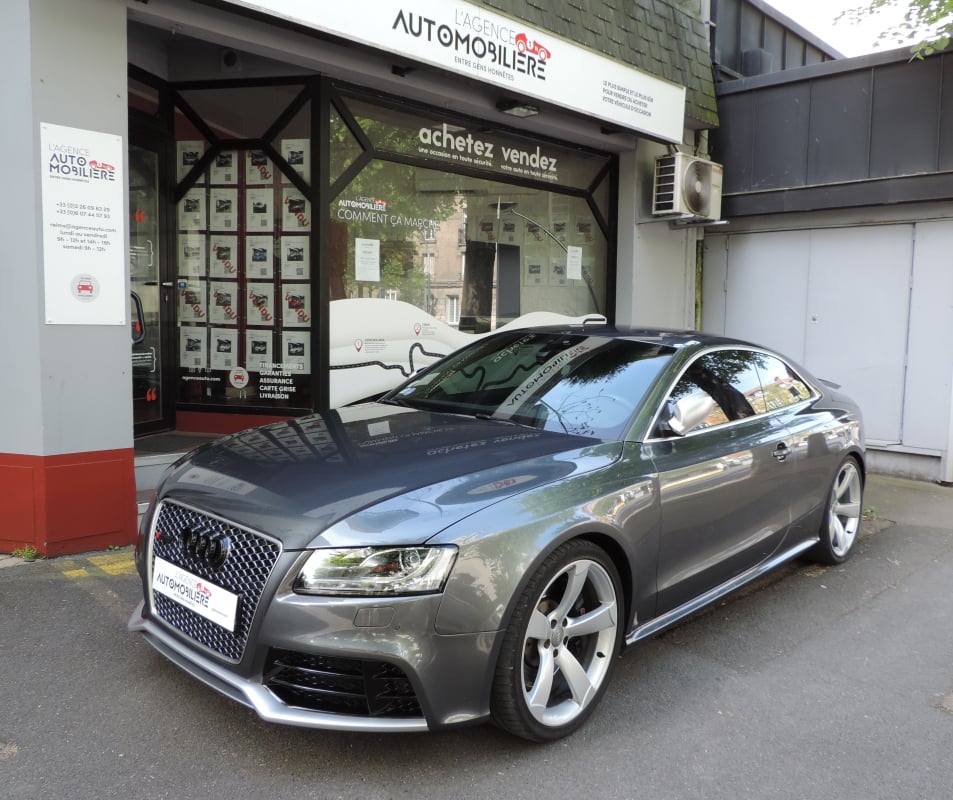 Audi RS5 (2) 4.2 V8 FSI 450