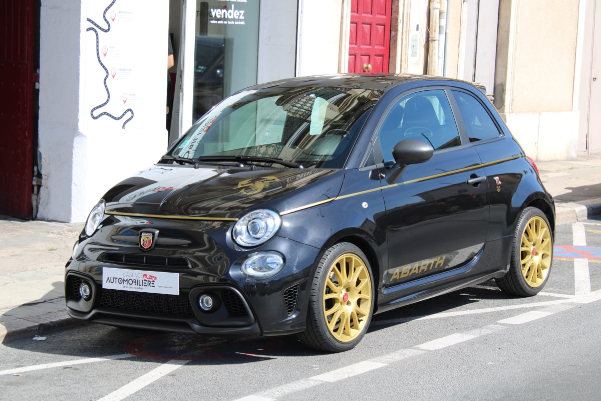 Abarth 500 595 1.4 T-JET 165 SCORPIONEORO BVA (1ère Main, CarPlay, Toit damier, Son Beats..) — 1