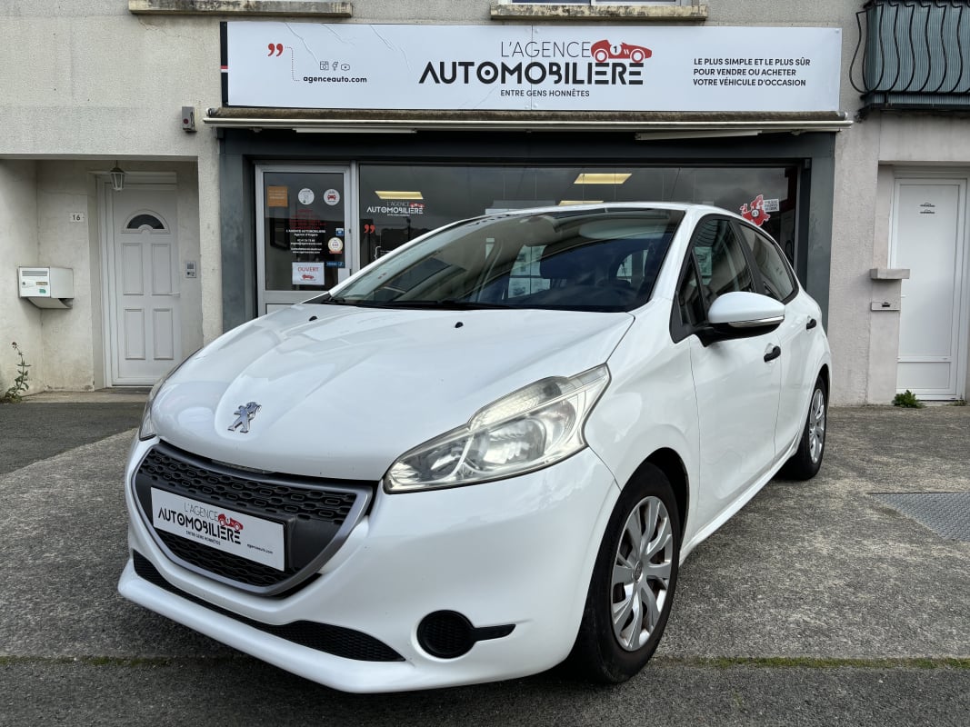Peugeot 208 1.4 HDi 68 cv - Access - 5 Portes — 1