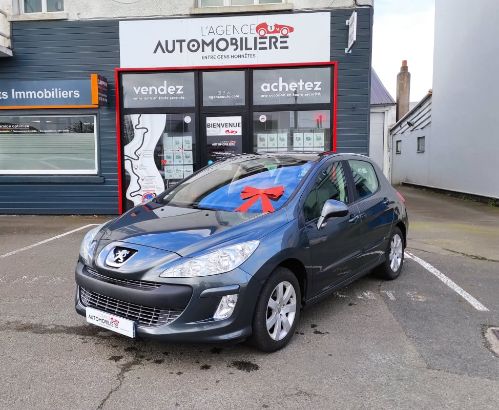 Peugeot 308 2.0 L 136ch BVM6 PREMIUM PACK — 1
